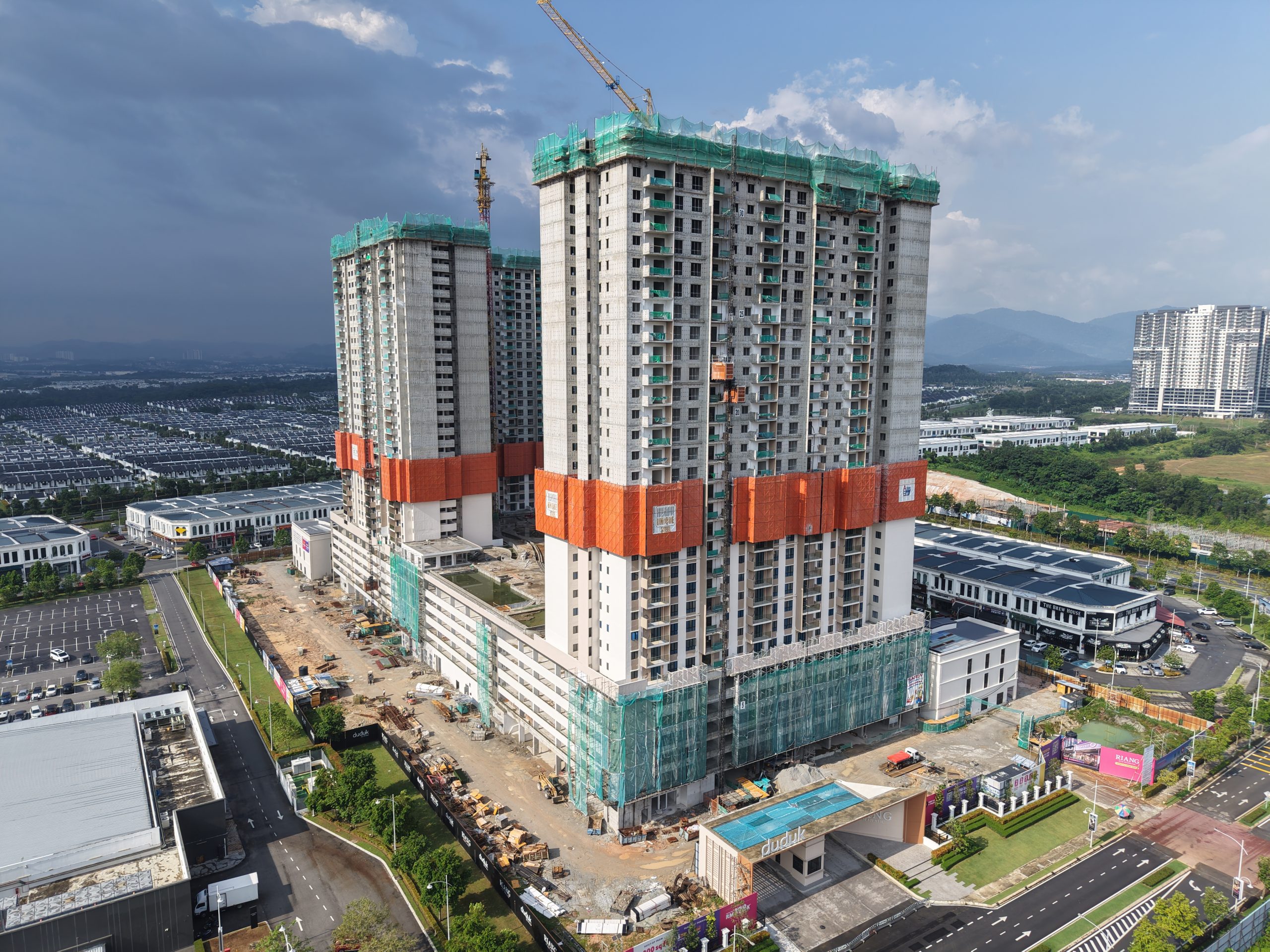 TOWER A - Level 31 unit 17