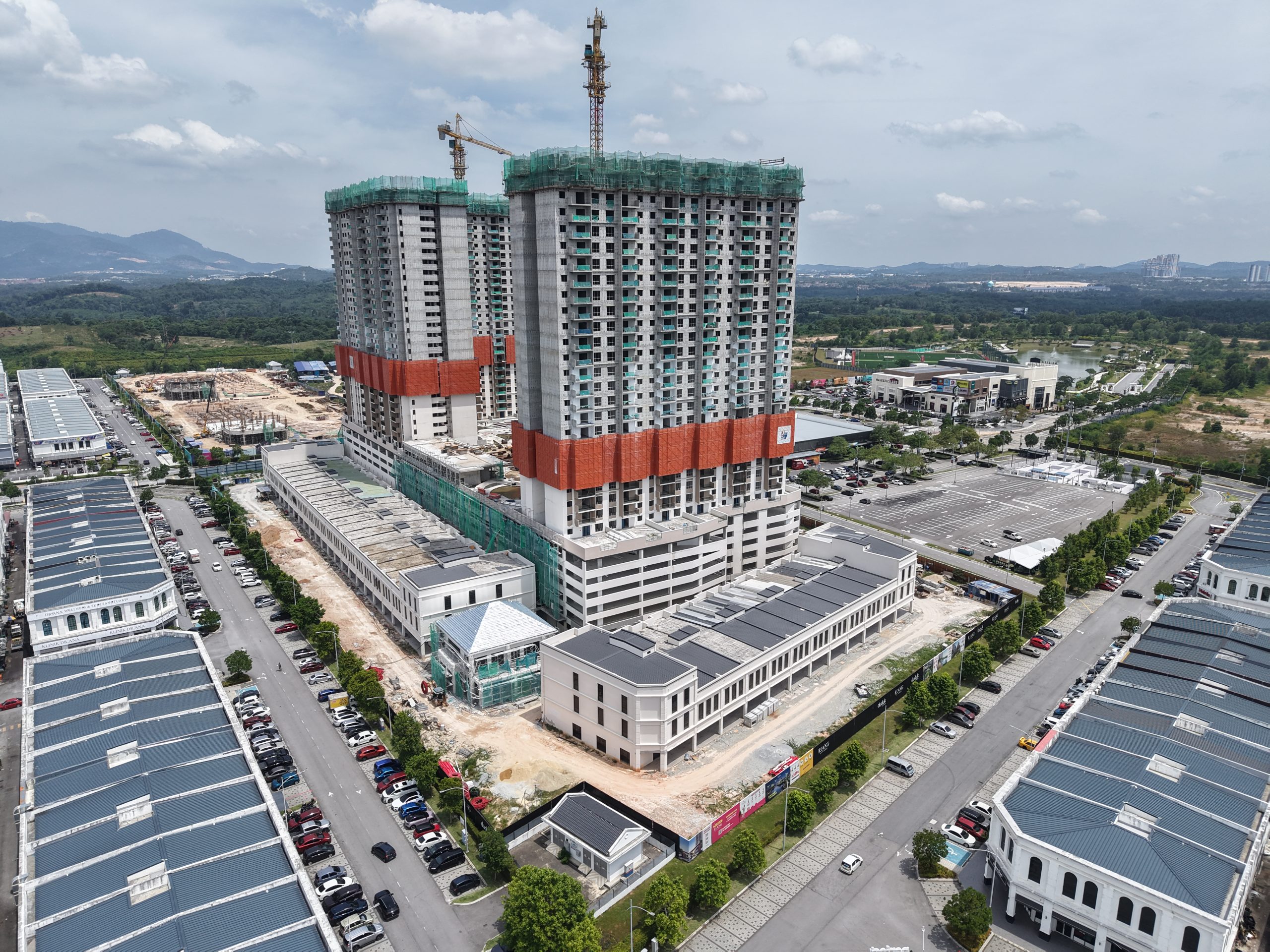 Tower B - Level 31 Unit 17