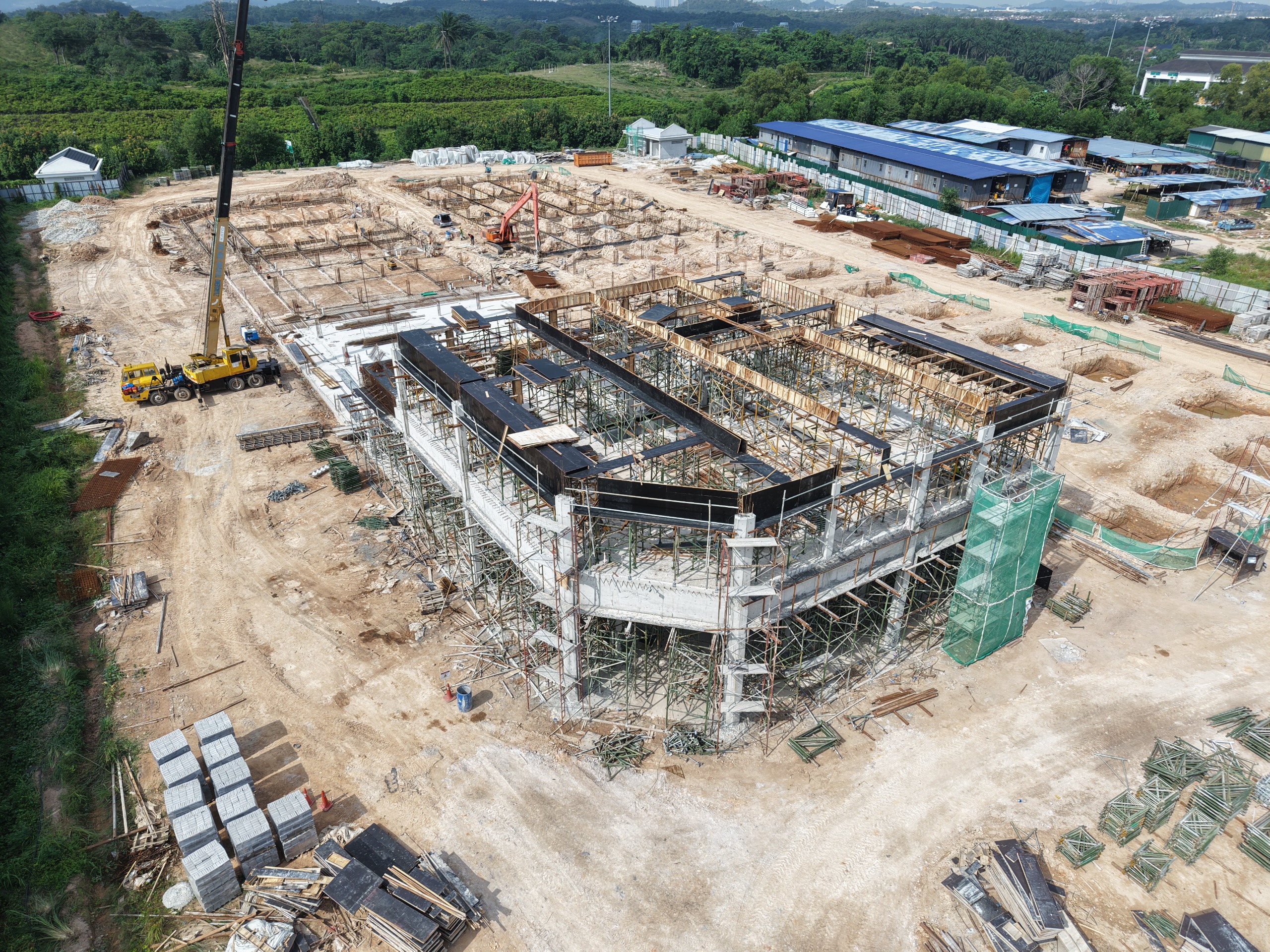 Type B - Roof beam & Upper Roof beam fwk, rebar works in-progress